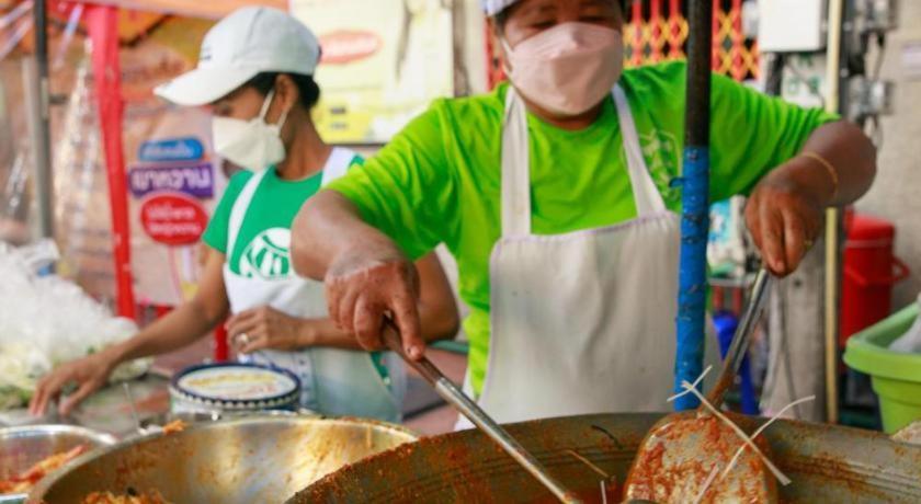 苏拉塔尼睡盒宿舍 素叻他尼 外观 照片