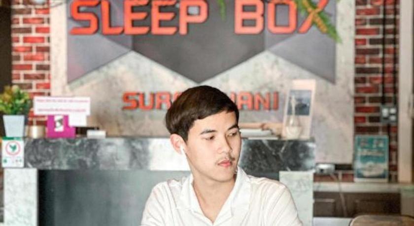 苏拉塔尼睡盒宿舍 素叻他尼 外观 照片